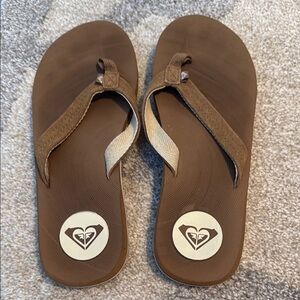 Roxy women’s Brown Flip Flops